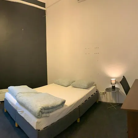 To Be Hostel *