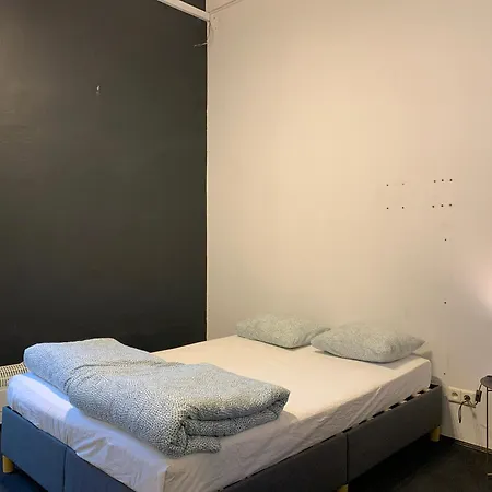 To Be Vandrarhem Kraków